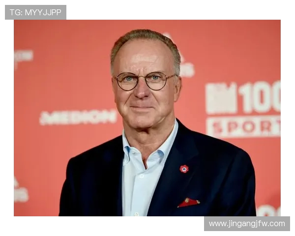 鲁梅尼格称拜仁难学切尔西烧钱模式称赞巴黎打造可持续建队典范 - 副本 鲁梅尼格称拜仁难学切尔西烧钱模式称赞巴黎打造可持续建队典范 - 副本