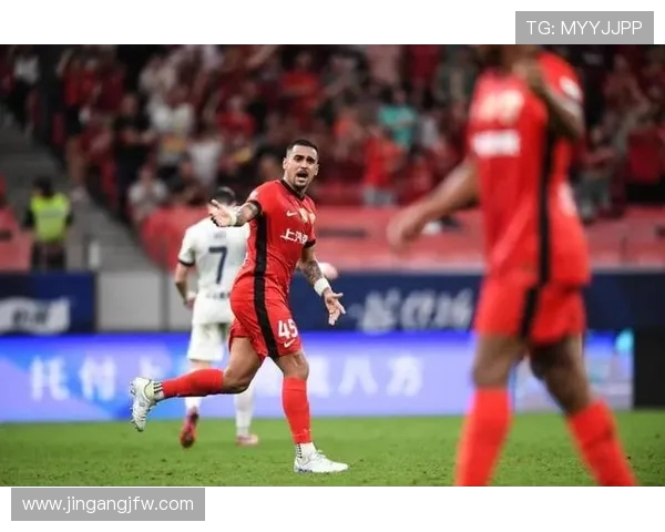 海港读秒绝杀强势登顶五连胜领跑积分榜成都憾平痛失榜首滑至第二 海港读秒绝杀强势登顶五连胜领跑积分榜成都憾平痛失榜首滑至第二